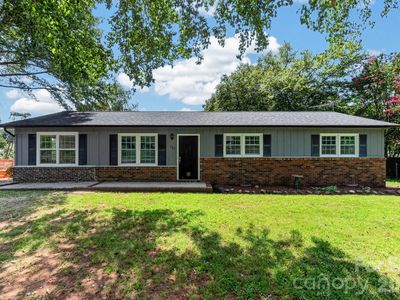 123 Robinette Ln