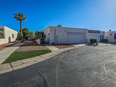 1423 E Cypress Point Dr