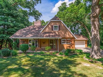 616 Joy Ln