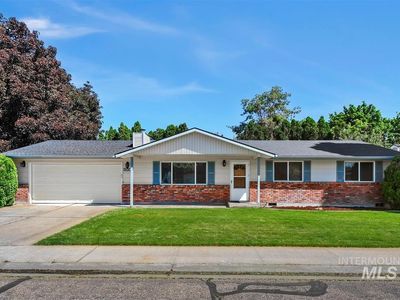 Property at 580 E Amanita St, Eagle, ID
