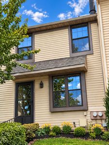 402 Hopkins Ct