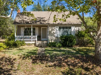 6798 High Cliff Rd