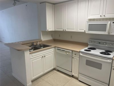Property at 255 Evernia St APT 616, West Palm Beach, FL