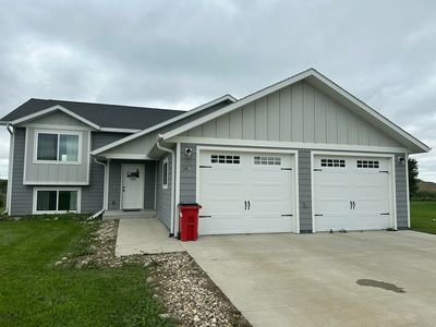 Property at 705 Sunset Cir, Lake Norden, SD