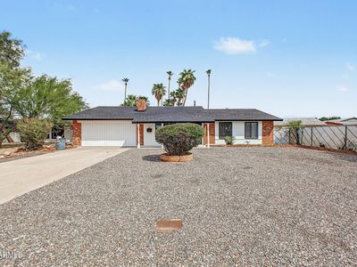 9229 N 40TH Drive