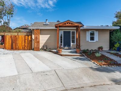 3210 Laura Ln