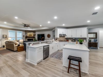 1116 Cornerstone Dr