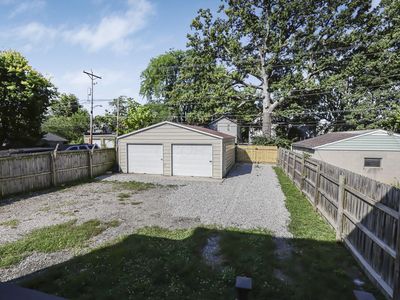 309 Midland Ave
