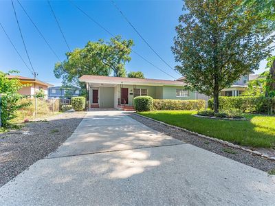 506 E Sparkman Ave