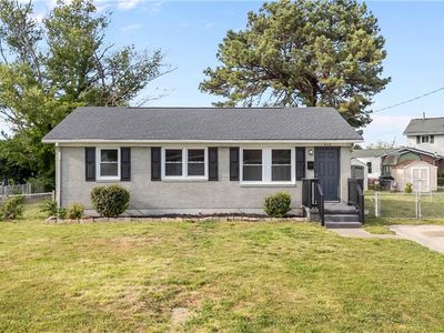 902 Mineo Ln