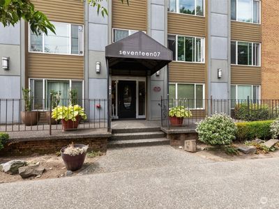 1707 Boylston Avenue UNIT 103