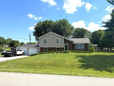 Property at 111 Guinn Dr, Monticello, KY