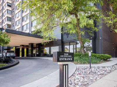 1440 N Lake Shore Dr APT 35A