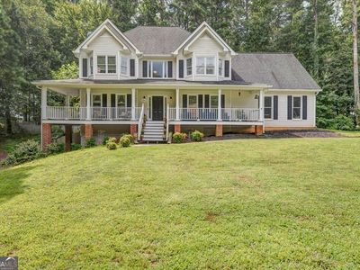 25 Spring Woods Dr