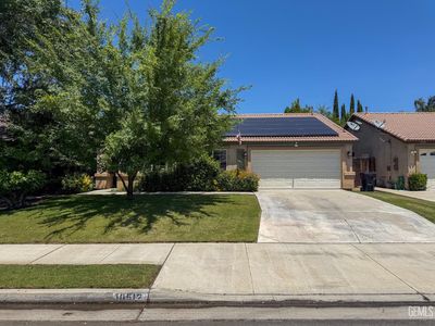 10512 Yosemite Falls Ave