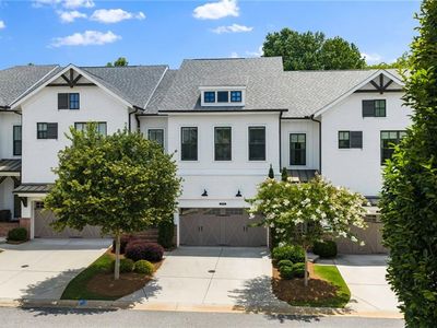 214 Phillips Ln