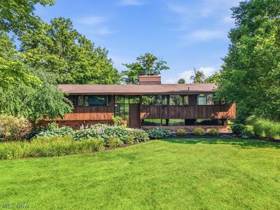 Property at 8886 Southbrook Trl, Chagrin Falls, OH