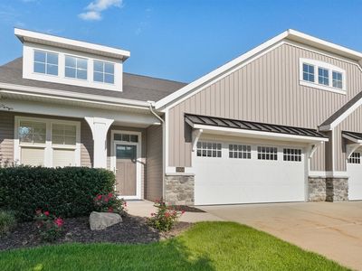 10958 View Pond Ct