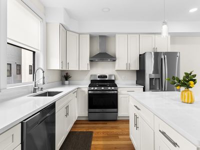 188 Quincy Ave #B1
