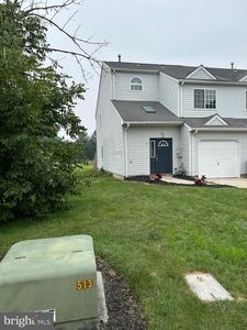 Property at 1 Sesame Dr, Lumberton, NJ