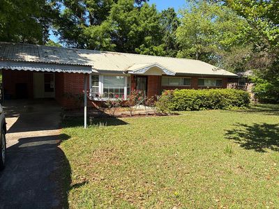1102 Tate Dr