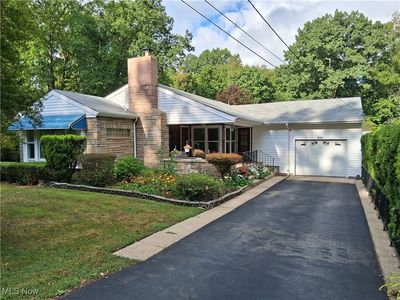 3233 Niles Cortland Rd NE