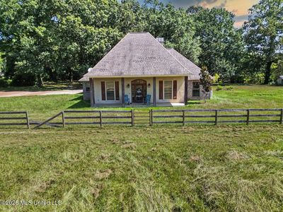 Property at 19 Sara Ln, Natchez, MS