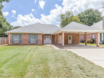 Property at 112 Ashford Ln, Youngsville, LA