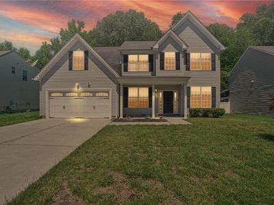 105 Christophers Ln