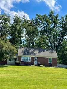 1325 Red Oaks Cir