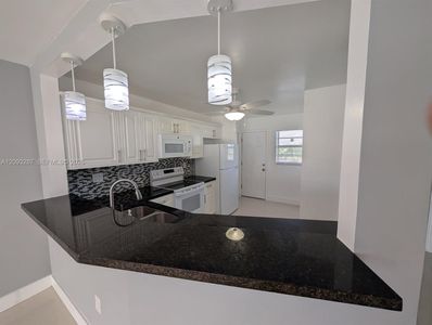 1750 NE 191st St APT 622-3