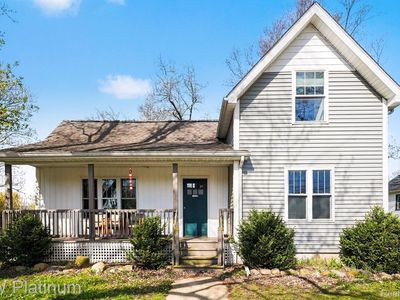 9557 Main St