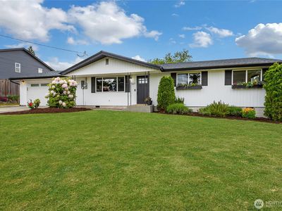 1527 34th Avenue Ct SW