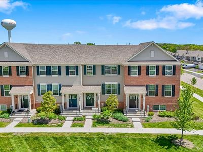 1623 Bentz Way