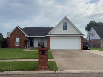 1505 Ashwood Dr