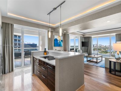 551 N Fort Lauderdale Beach Blvd #R2205