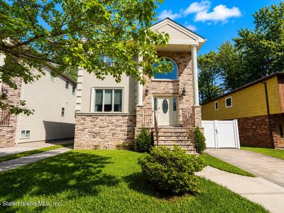 246 Detroit Ave
