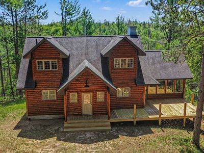 8100 Nature Ridge Trl