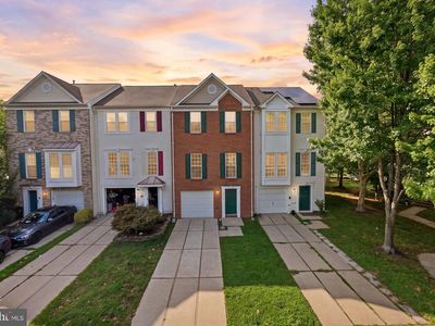 Property at 21954 Box Car Sq, Sterling, VA