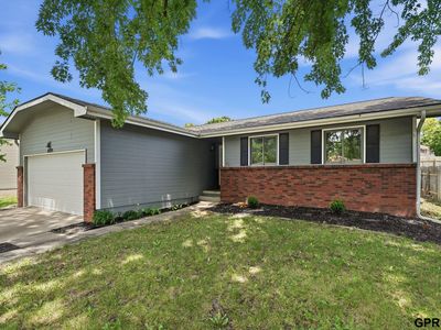 4220 Jacquelyn Dr