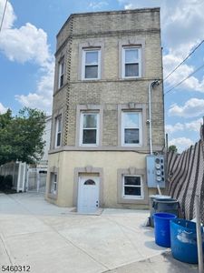 233 Malvern St