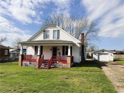 24 Brinker St
