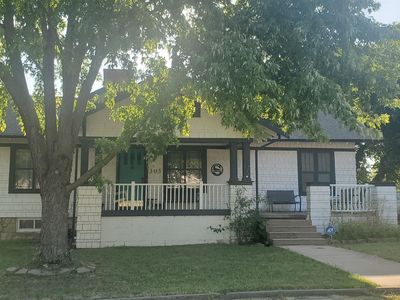 305 S Broadway