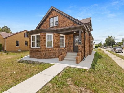 1313 Marquette AVENUE