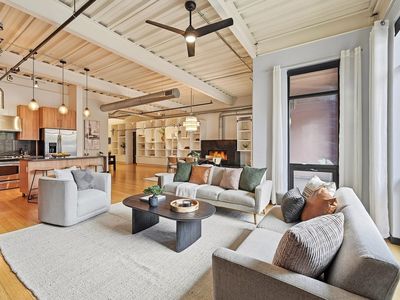 1360 Walnut St #202