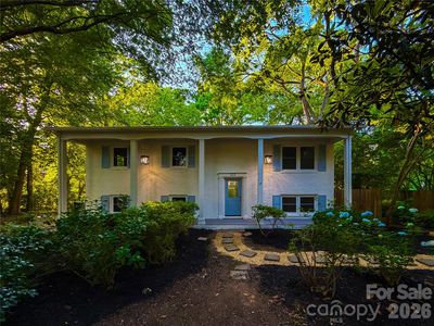 222 Sherwood Cir