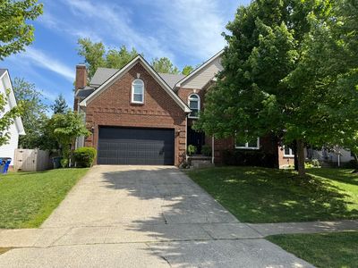 712 Maple Ridge Ln