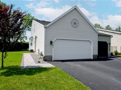 Property at 6121 Diffin Rd, Cicero, NY