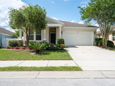 1860 Skyview Dr