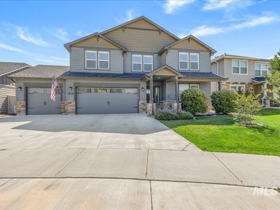 4476 N Glenrock Way